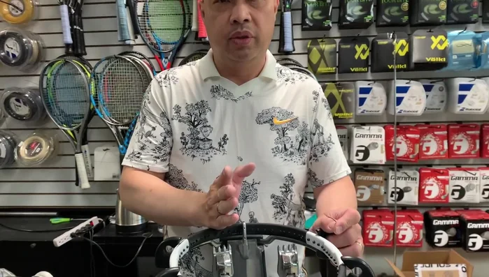 Pull the main strings using the Diablo (optional) or directly to the head, ensuring no slipping.