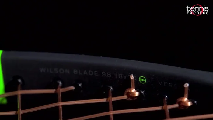 Head Graphene Touch Speed Pro review (Novak Djokovic's racket). Focuses on maneuverability and comfort.