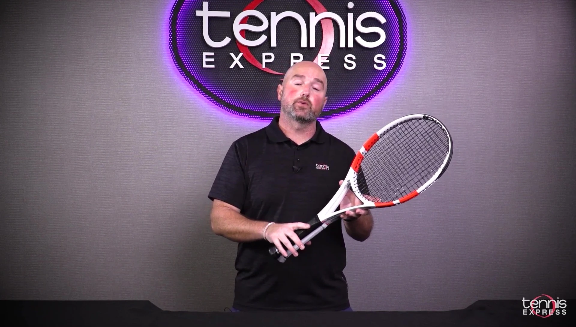 Specifications comparison chart for both rackets