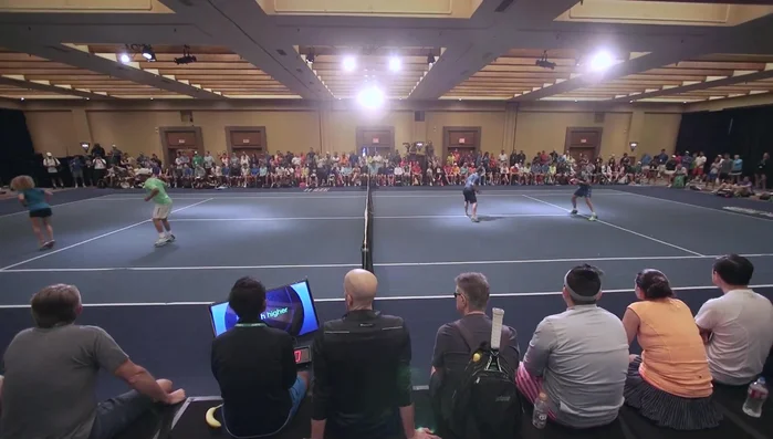 Arm Circles (5 reps forward, 5 reps backward)