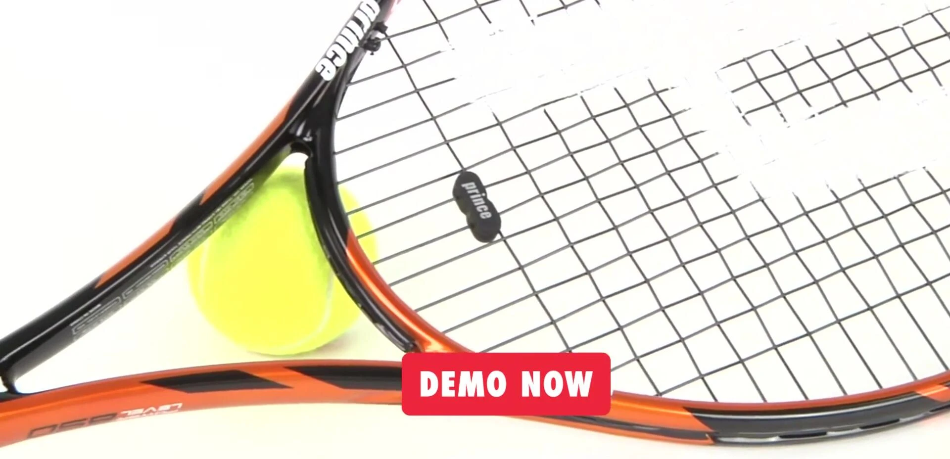 Image highlighting the 16x18 string pattern of the racquet.