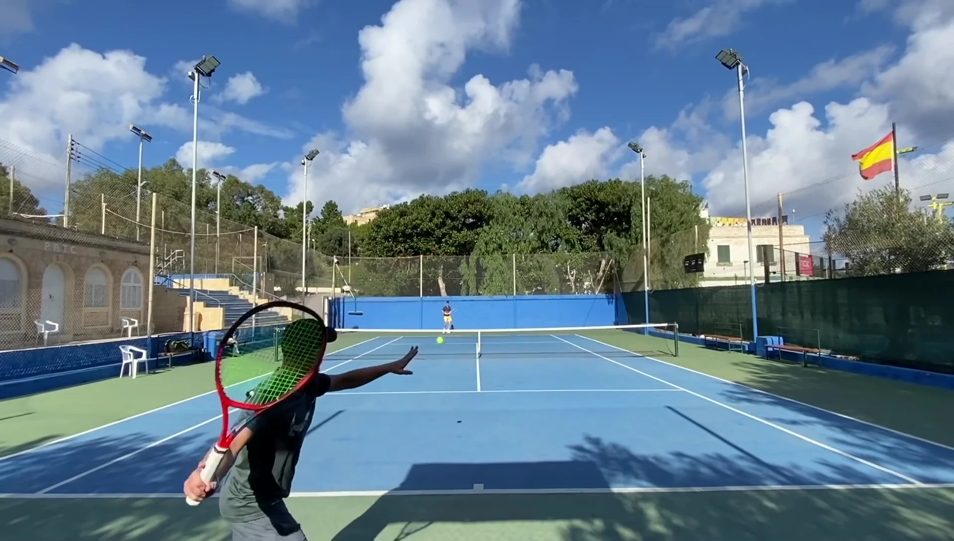 Racket shaft highlighting the 2G Namd Flex Force material