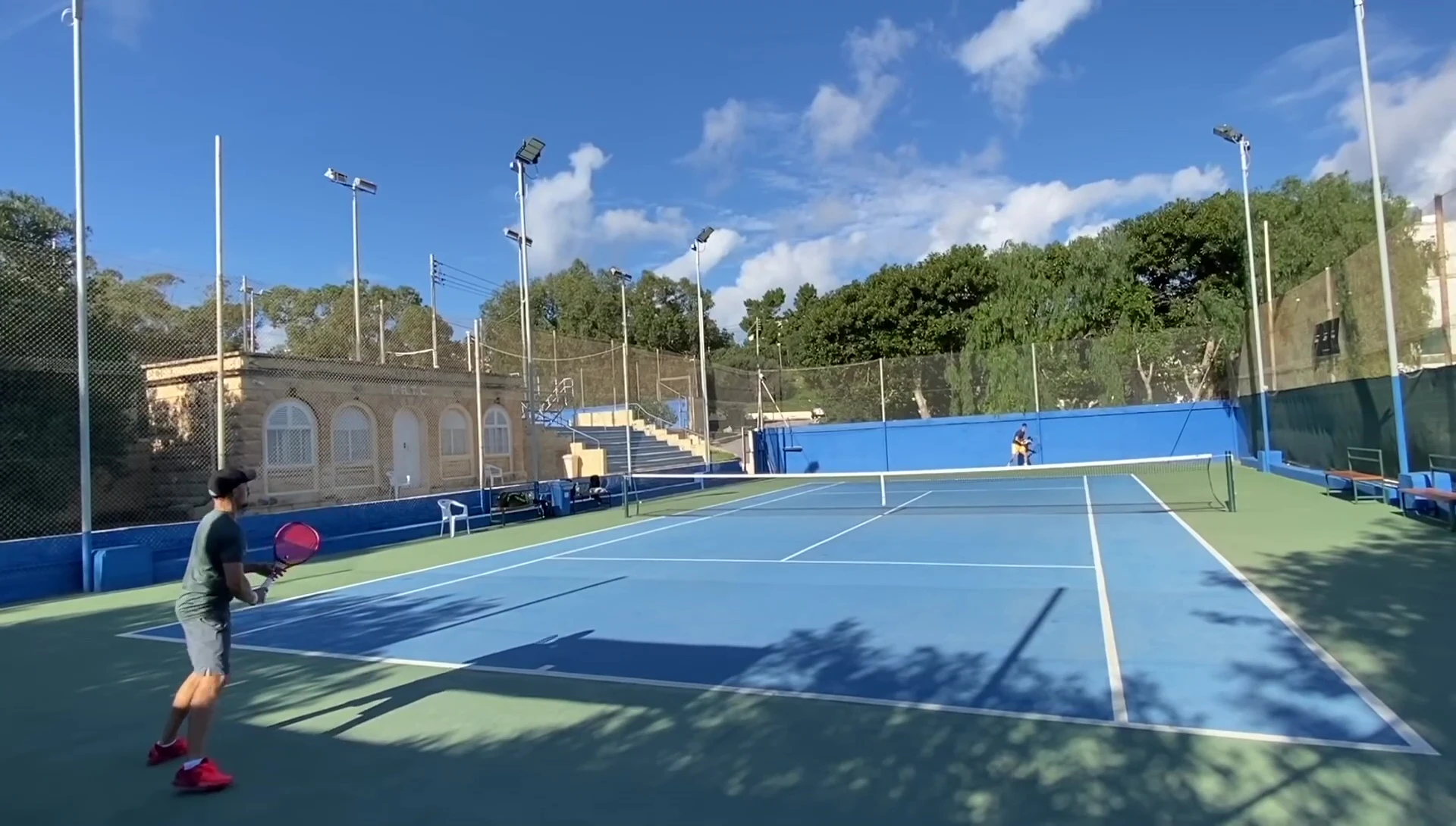 Side-by-side comparison of the two rackets