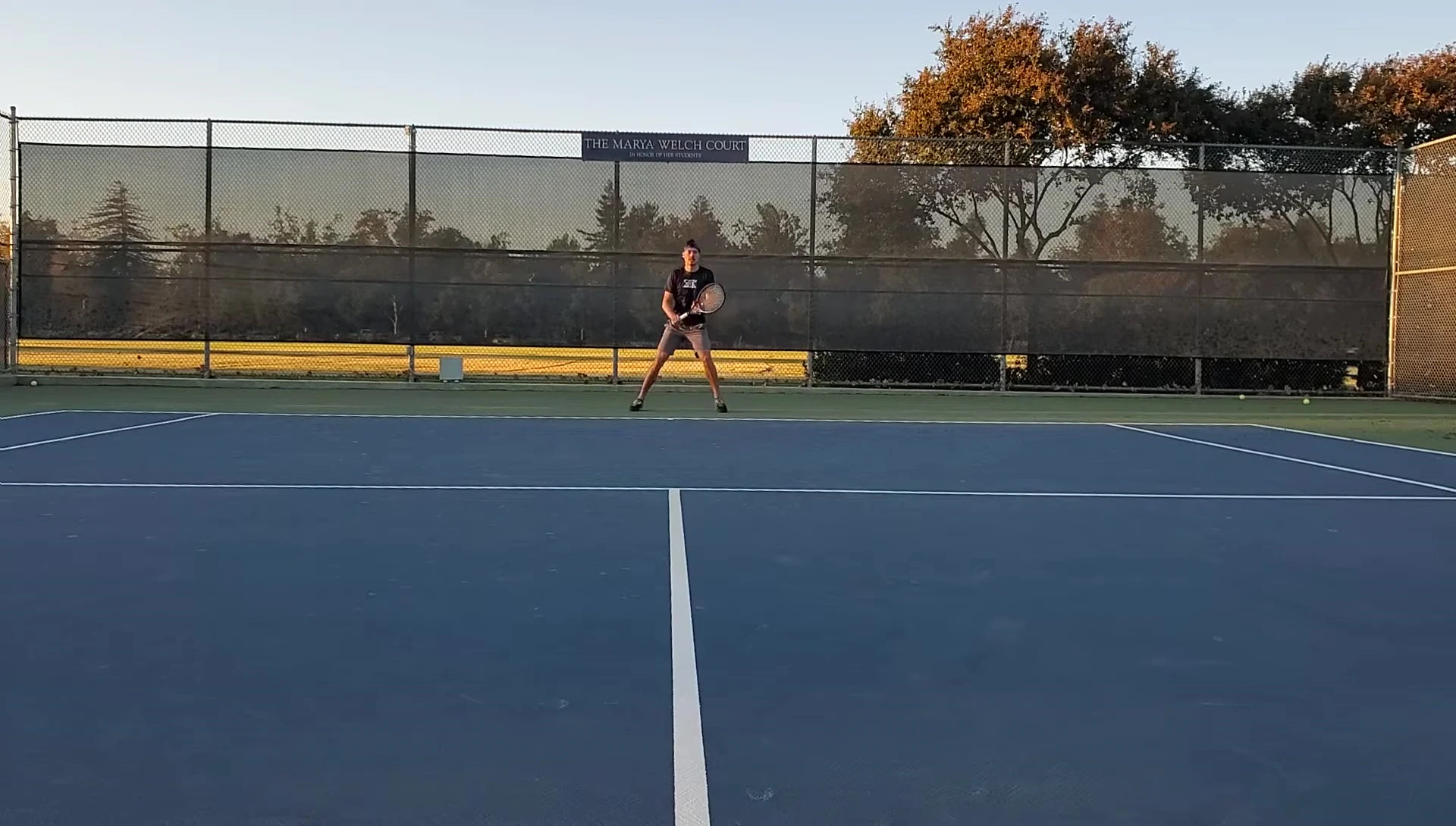 The reviewer summarizing his thoughts on the racket