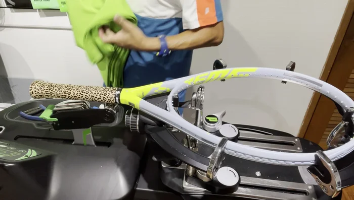 For a one-piece string job, measure the short side, accounting for mains and three top crosses. Install mains.