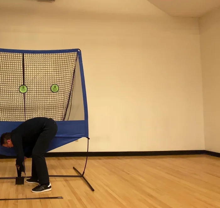 Secure the velcro strap through the metal loop on the spacer.